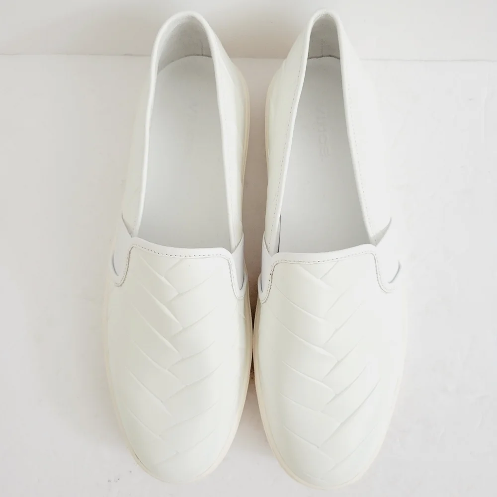 New VINCE LEATHER WOVEN LOOK SLIP ON SNEAKER LOAFER ,Size 9,5